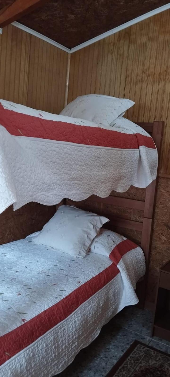 Hostal Y Cabanas Ventisquero 푸에르토 푸유구아피 객실 사진