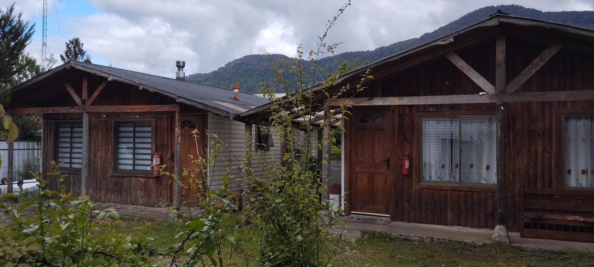 Hostal Y Cabanas Ventisquero 푸에르토 푸유구아피 외부 사진